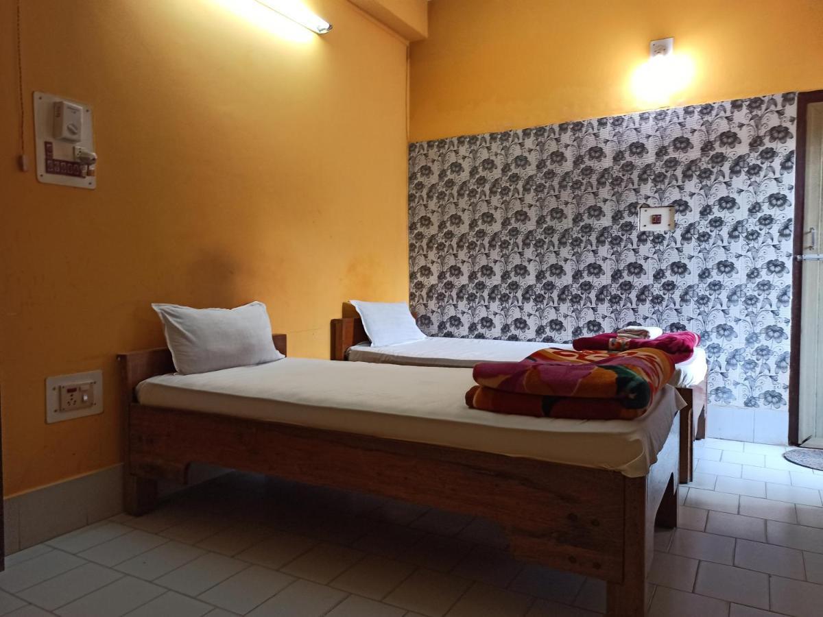 Hotel Aane Itānagar Екстериор снимка