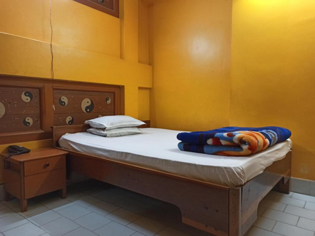 Hotel Aane Itānagar Екстериор снимка