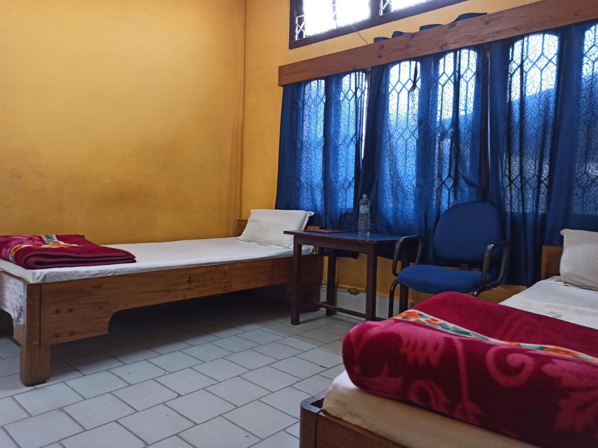 Hotel Aane Itānagar Екстериор снимка