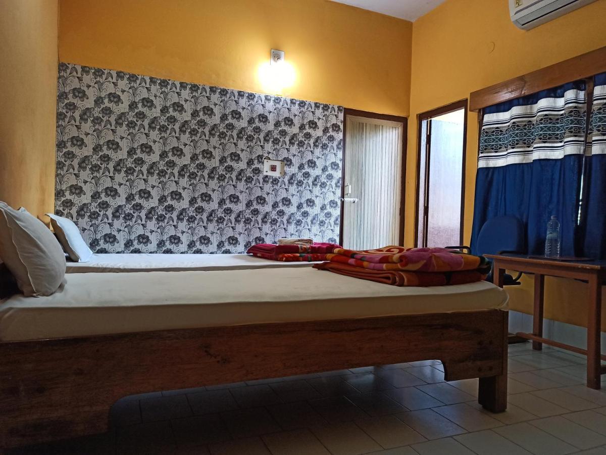 Hotel Aane Itānagar Екстериор снимка